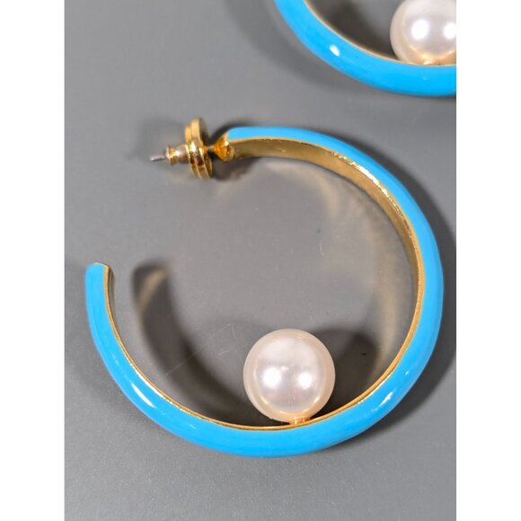 Turquoise Blue Enamel Hoop Earrings Faux Pearl Signed Kenneth Lane - Picture 7 of 10